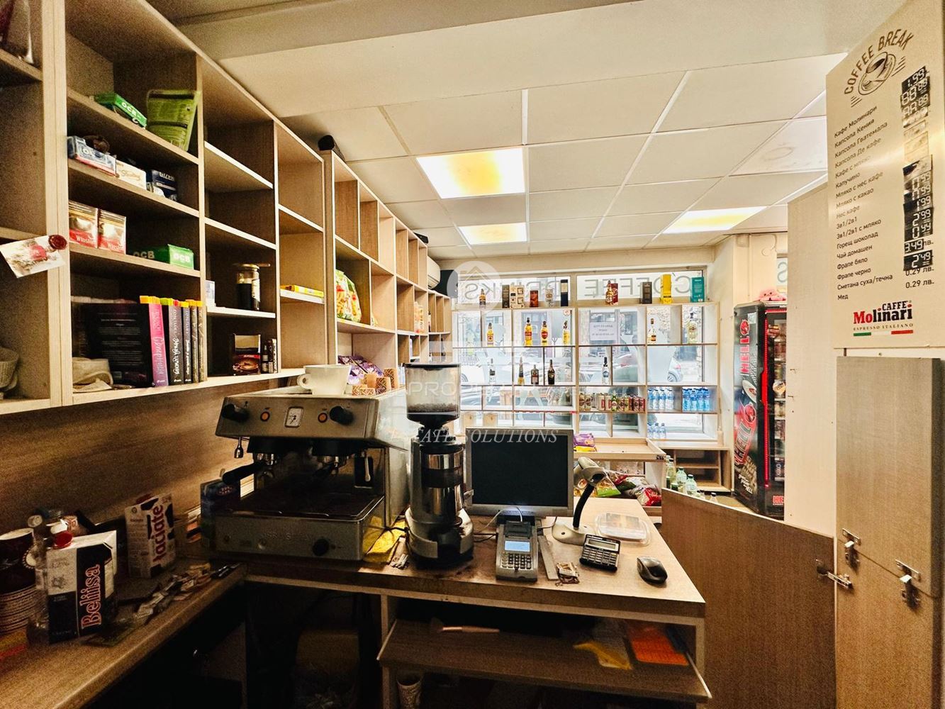 ТЪРГОВСКО ПОМЕЩЕНИЕ ПОД НАЕМ В ИДЕАЛЕН ЦЕНТЪР НА ГР. БАНСКО, УЛ. ''ЦАР СИМЕОН''. - 0