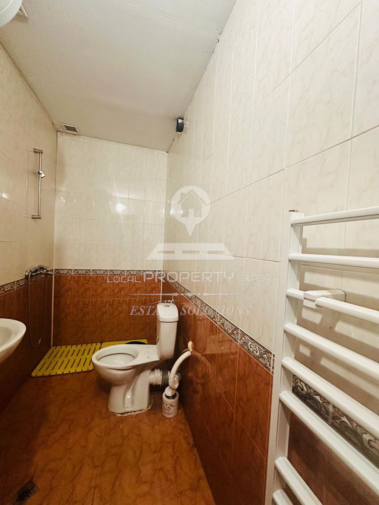 ЖИЛИЩНО ПОМЕЩЕНИЕ СЪС СТАТУТ НА СКЛАД В СГРАДА "СЕВЕРИНА", КВ. ГЛАЗНЕ, БР. БАНСКО. - 0