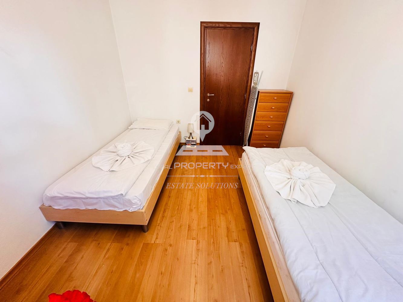 НАПЪЛНО ОБЗАВЕДЕН ТРИСТАЕН АПАРТАМЕНТ В РАЙОНА НА БИЛА, УЛ. ИКОНОМ ЧУЧУЛАЙН, ГР. БАНСКО. - 0