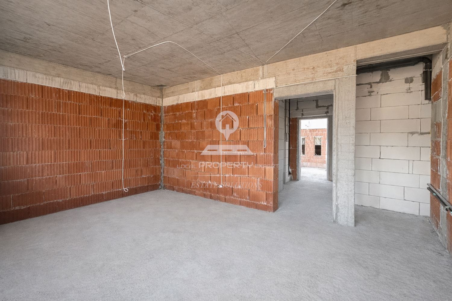 ИНВЕСТИРАЙ СЪС СТИЛ: КЪЩА В БАНСКИ АРХИТЕКТУРЕН ДУХ И ПАНОРАМА КЪМ ПИРИН. - 0