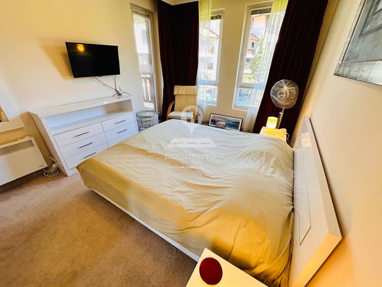 НАПЪЛНО ОБЗАВЕДЕН ДВУСТАЕН АПАРТАМЕНТ С ТОП ЛОКАЦИЯ В КОМПЛЕКС "BANSKO ROYAL TOWERS'', КВ. ГЛАЗНЕ, ГР. БАНСКО. - 0