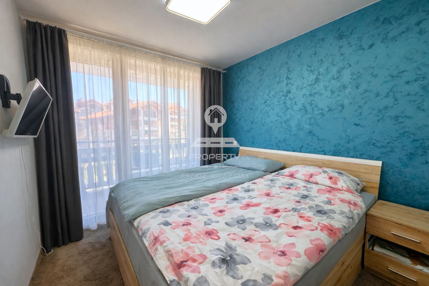 ПРОСТОРЕН ТРИСТАЕН АПАРТАМЕНТ СЪС СТИЛНО ОБЗАВЕЖДАНЕ В КОМПЛЕКС "PANORAMA RISORT" ГР. БАНСКО - 0