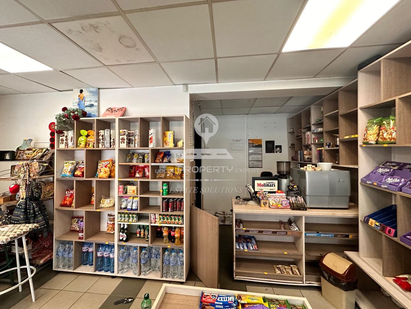 ТЪРГОВСКО ПОМЕЩЕНИЕ ПОД НАЕМ В ИДЕАЛЕН ЦЕНТЪР НА ГР. БАНСКО, УЛ. ''ЦАР СИМЕОН''. - 0