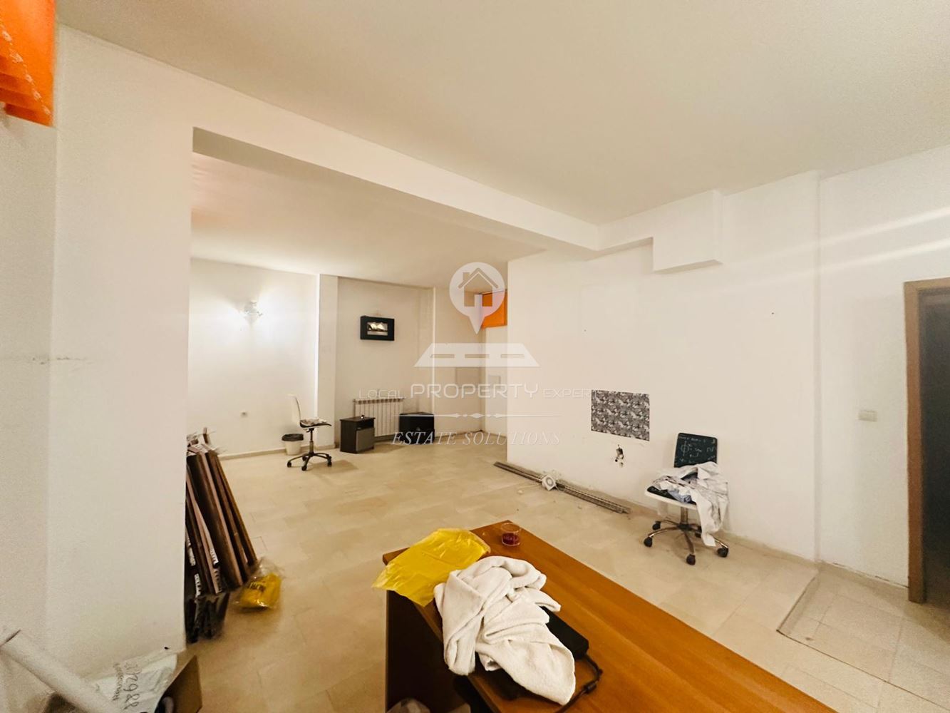 ЖИЛИЩНО ПОМЕЩЕНИЕ СЪС СТАТУТ НА СКЛАД В СГРАДА "СЕВЕРИНА", КВ. ГЛАЗНЕ, БР. БАНСКО. - 0