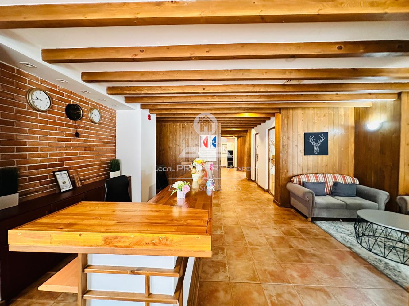 СТИЛНО ОБЗАВЕДЕНИ ЕДНОСПАЛНИ АПАРТАМЕНТИ ПОД НАЕМ В ХОТЕЛ С ТРИ ЗВЕЗДИ, ГР. РАЗЛОГ. - 0