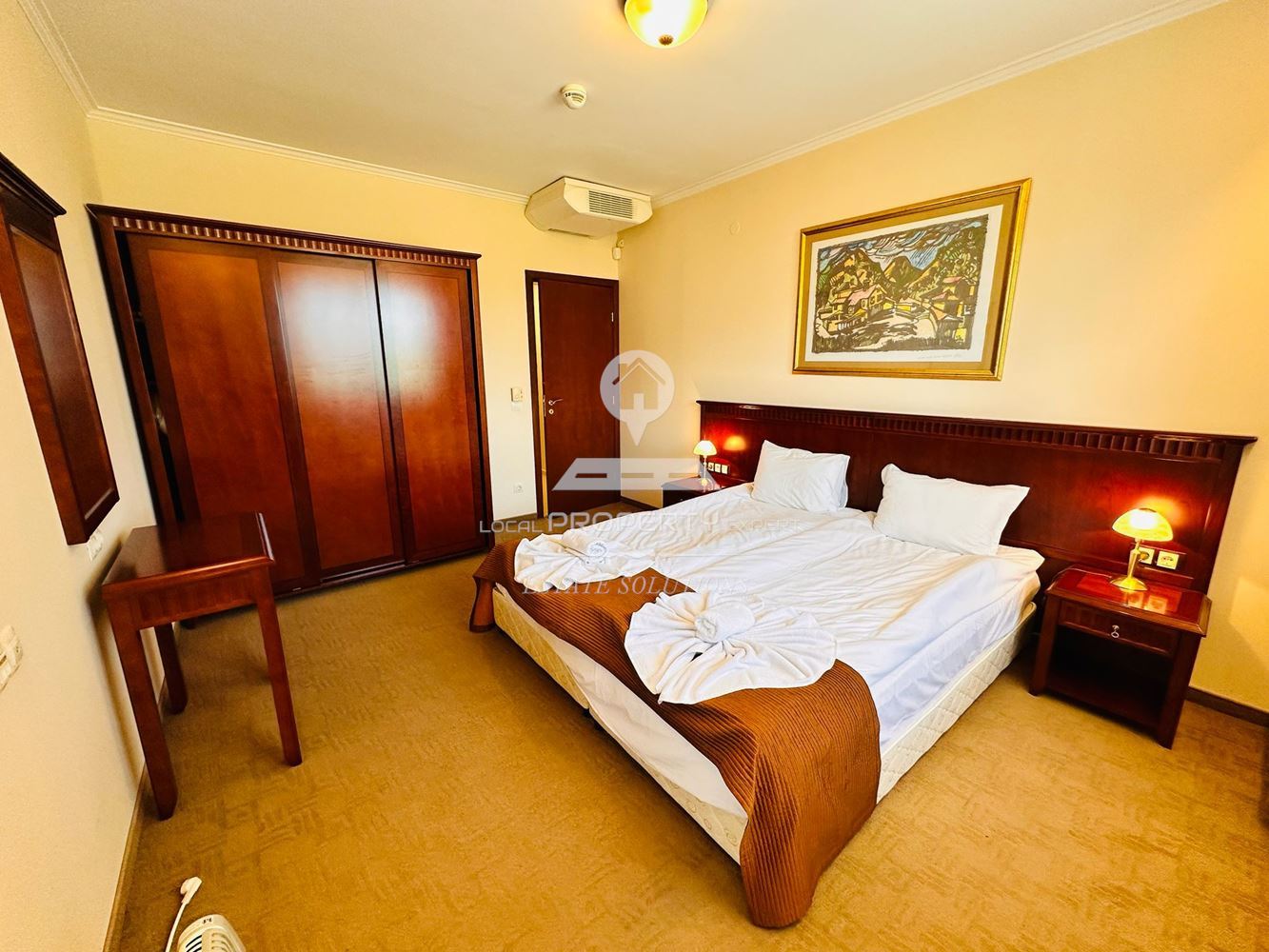 НАПЪЛНО ОБЗАВЕДЕН ЧЕТИРИСТАЕН АПАРТАМЕНТ В КОМПЛЕКС "DOWNTOWN BANSKO RESORT'', УЛ. СТРАГИТЕ, ГР. БАНСКО. - 0