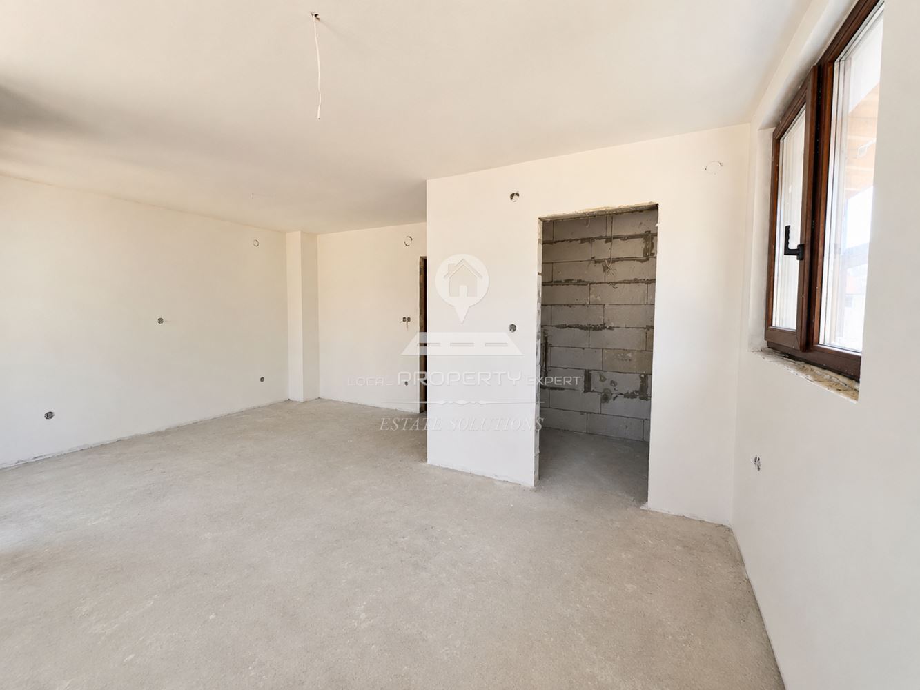 КЪЩА ТИП Б С ПАНОРАМА КЪМ ПИРИН, СОБСТВЕНО ПАРКОМЯСТО И МОДЕРЕН КОФОРТ, ГР. БАНСКО - 0