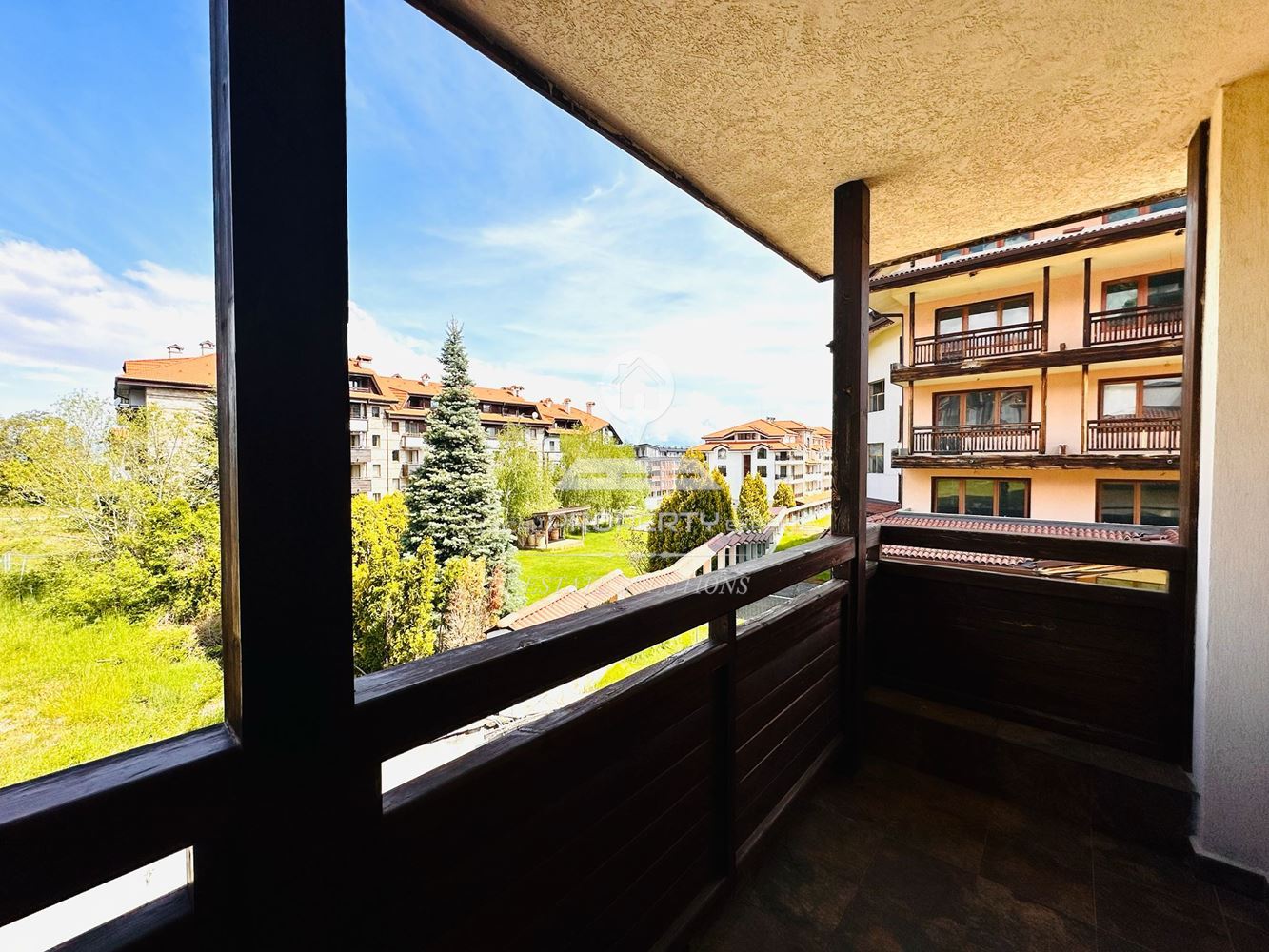 НАПЪЛНО ОБЗАВЕДЕН ЧЕТИРИСТАЕН АПАРТАМЕНТ В КОМПЛЕКС "DOWNTOWN BANSKO RESORT'', УЛ. СТРАГИТЕ, ГР. БАНСКО. - 0