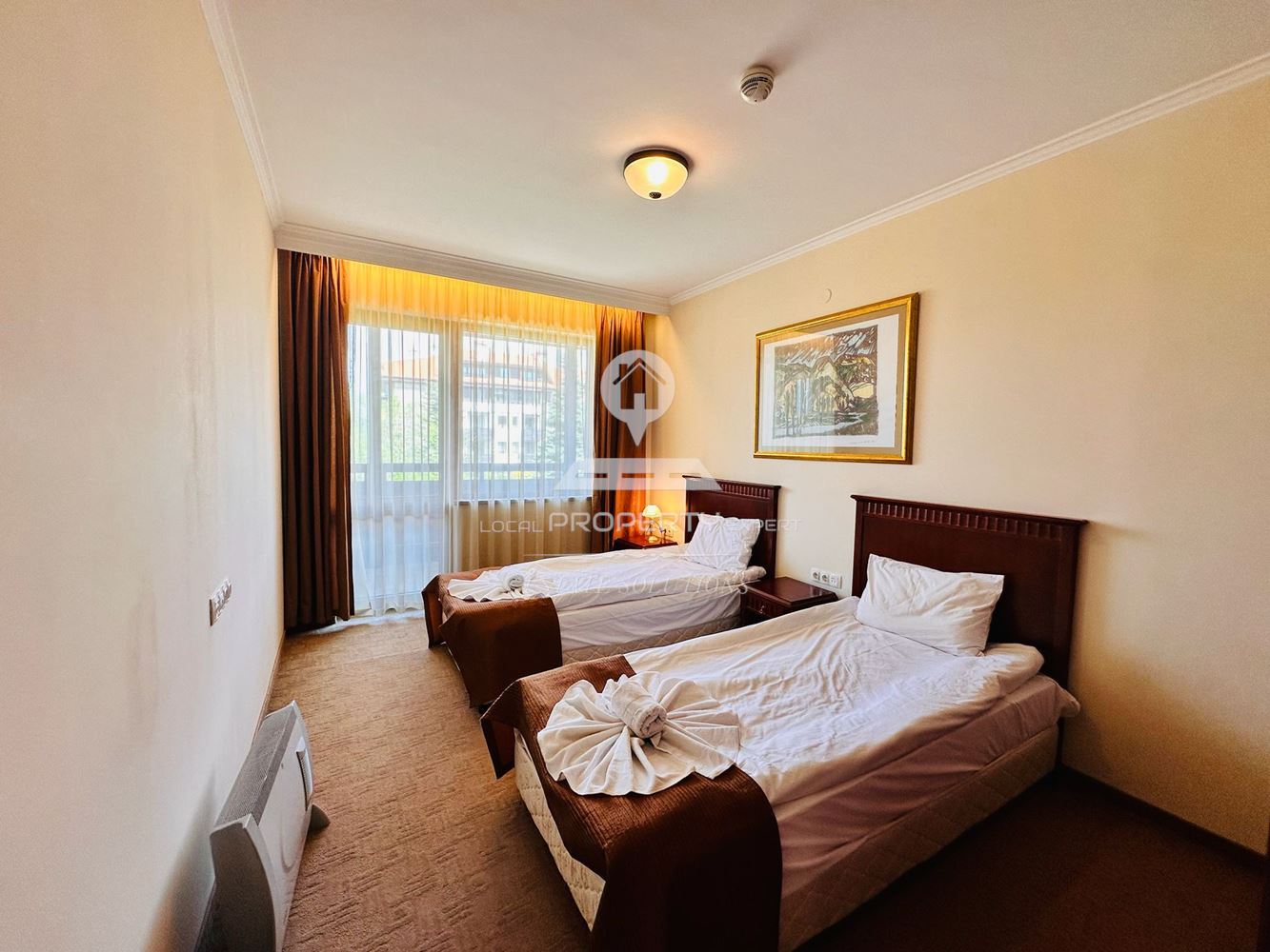 НАПЪЛНО ОБЗАВЕДЕН ЧЕТИРИСТАЕН АПАРТАМЕНТ В КОМПЛЕКС "DOWNTOWN BANSKO RESORT'', УЛ. СТРАГИТЕ, ГР. БАНСКО. - 0