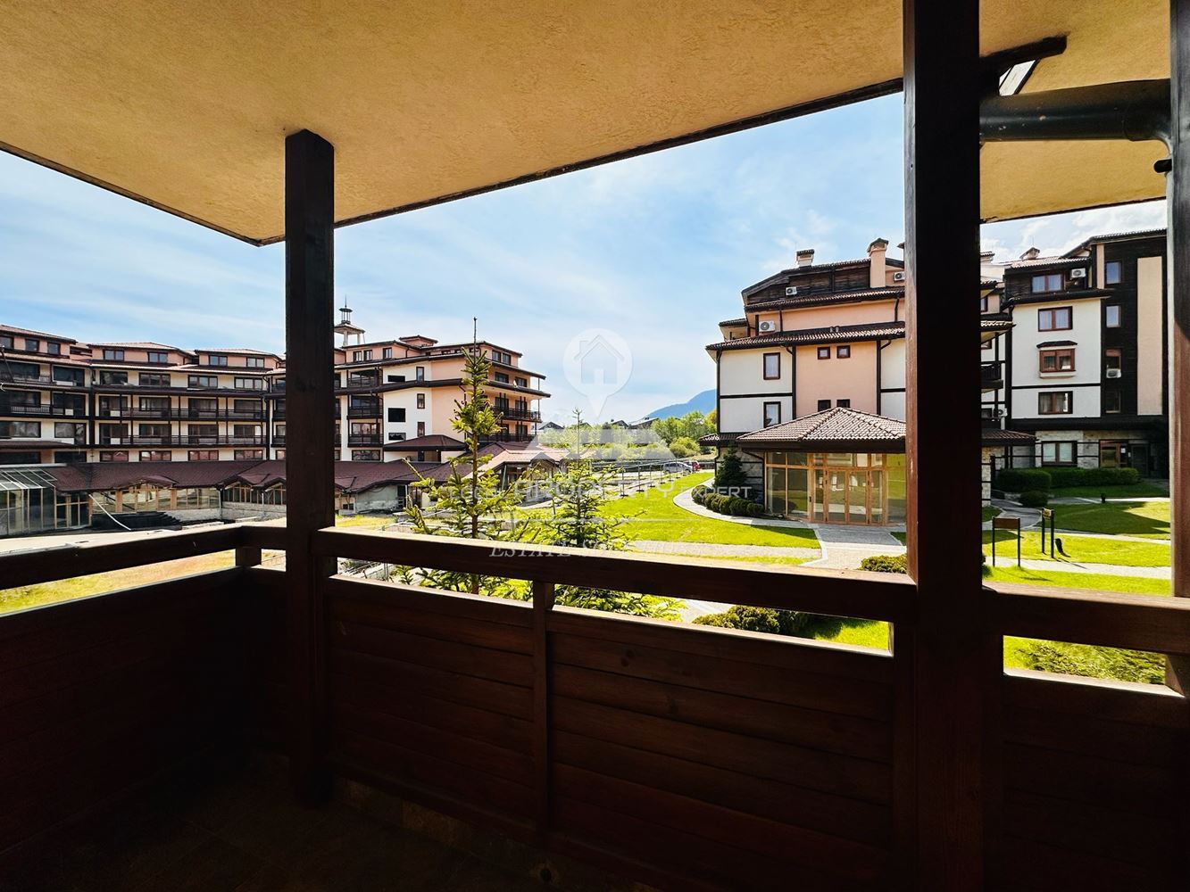 НАПЪЛНО ОБЗАВЕДЕН ЧЕТИРИСТАЕН АПАРТАМЕНТ В КОМПЛЕКС "DOWNTOWN BANSKO RESORT'', УЛ. СТРАГИТЕ, ГР. БАНСКО. - 0